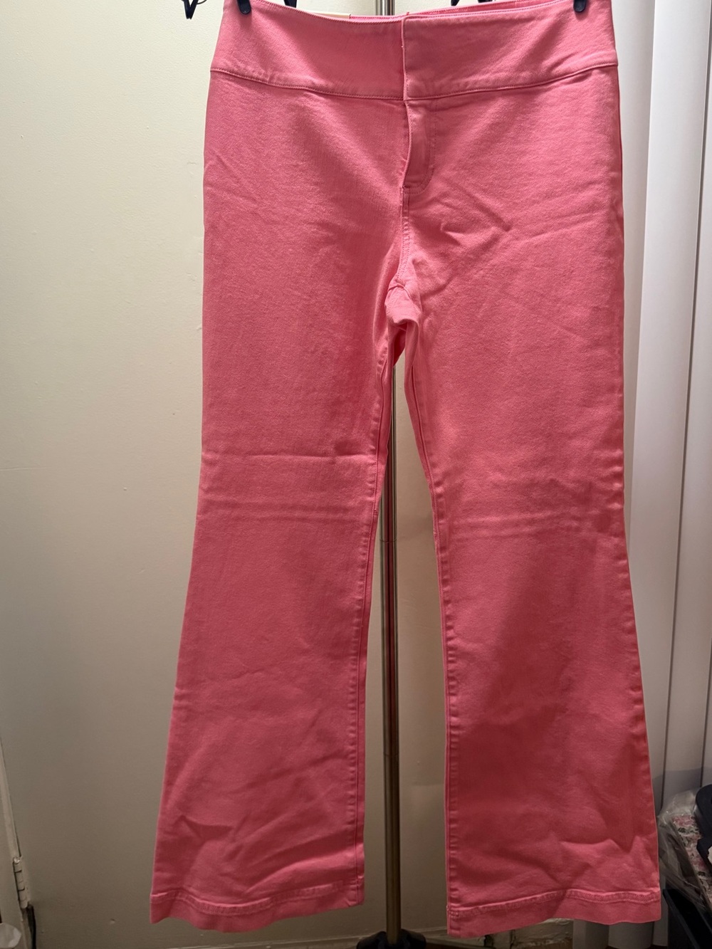 Alice + Olivia Primrose Pink Straight-Leg Pants - Picture 3 of 12